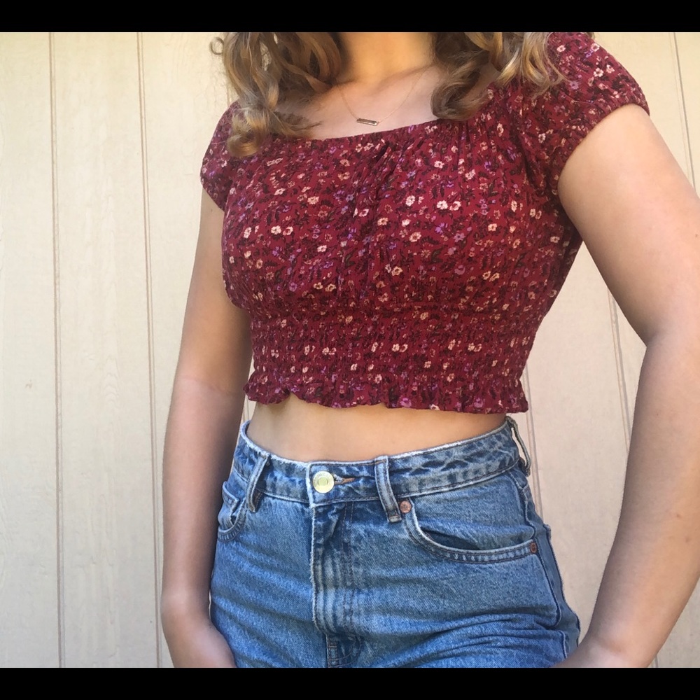 Ae smocked waist crop top (red floral)